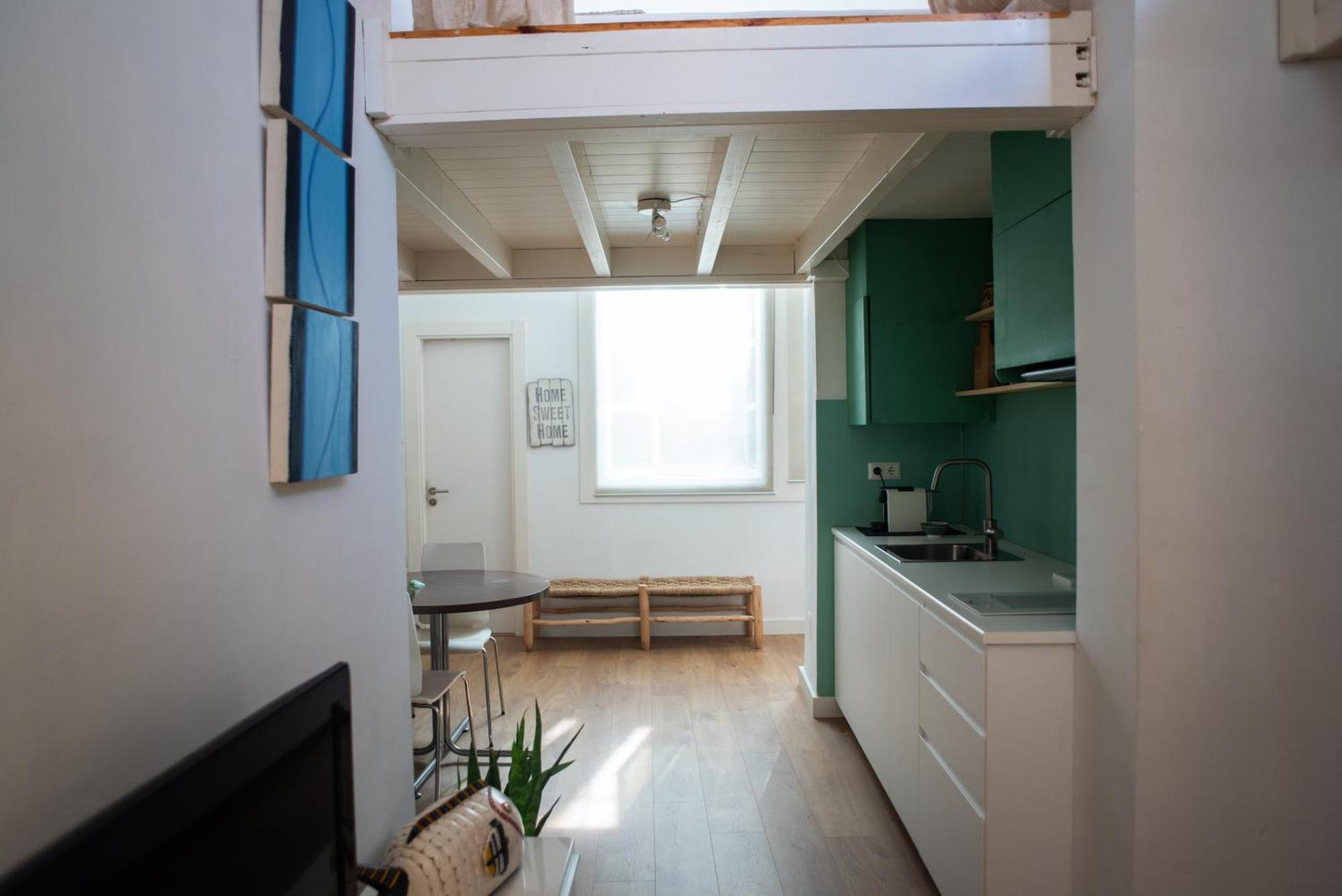 Cozy & Quiet Apartment In The Center Malaga Exterior photo